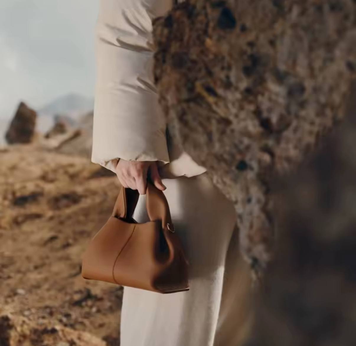Cevana The London Touch Bag